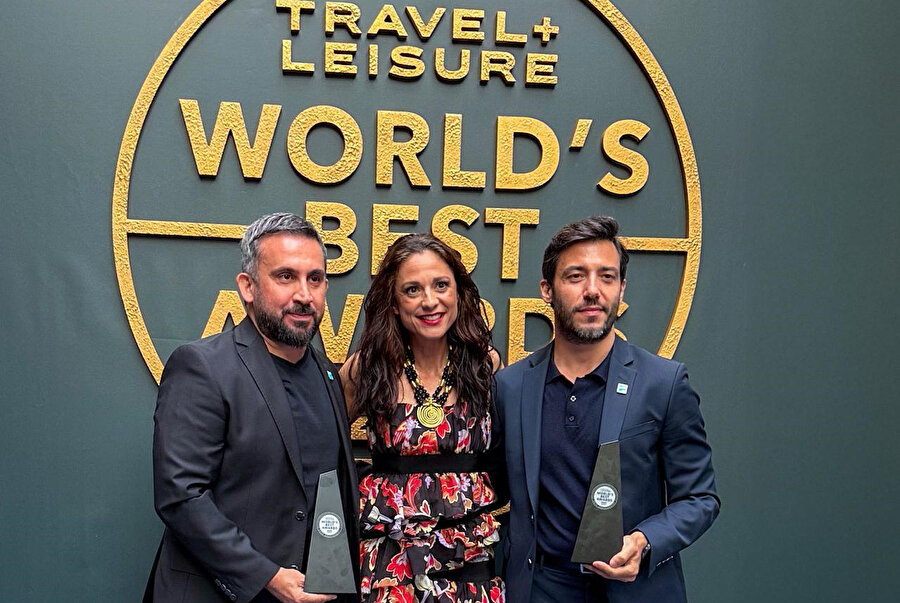 İGA ödülü teslimi