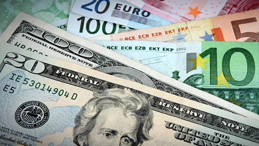 Dev bankadan euro ve dolar için yeni tahmin