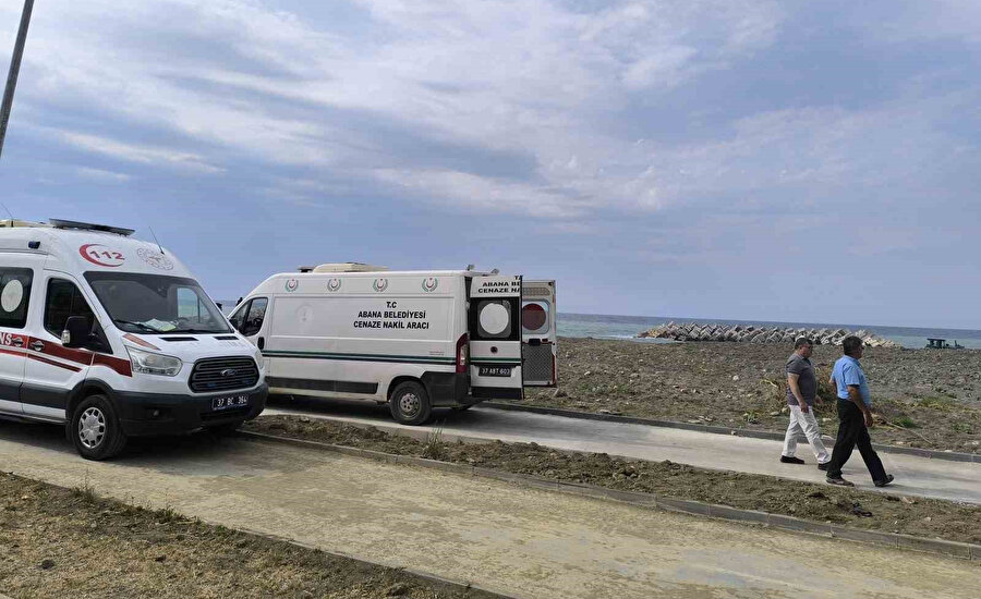 Kan donduran olay: Sahilde güneşlenirken iş makinesinin altında kalarak can verdi