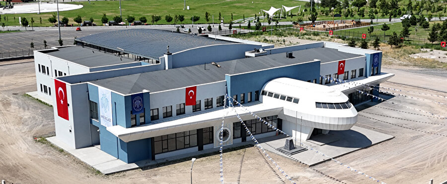 Melikgazi Belediyesi Havacılık Lisesi