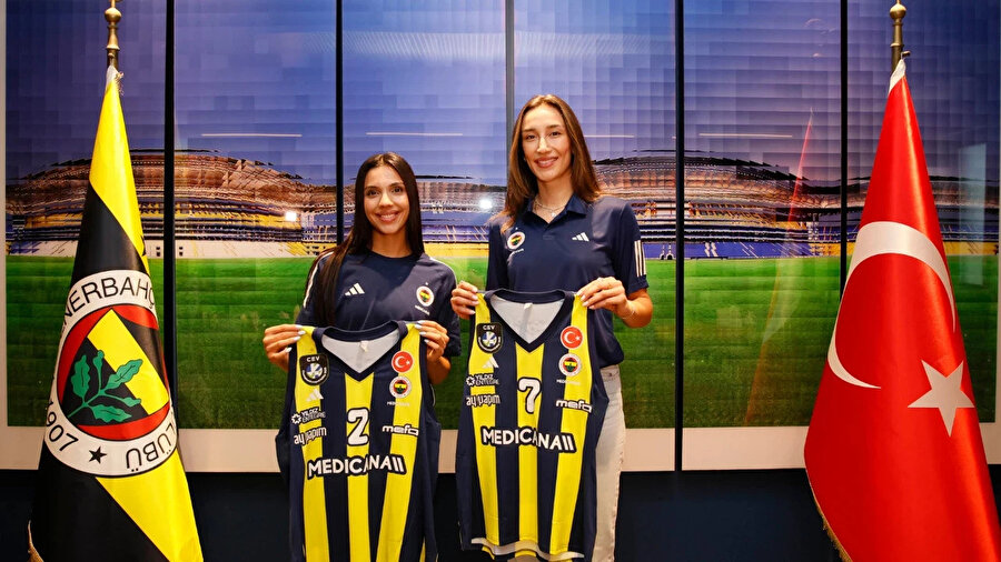 Hande Baladın ve Helin Kayıkçı