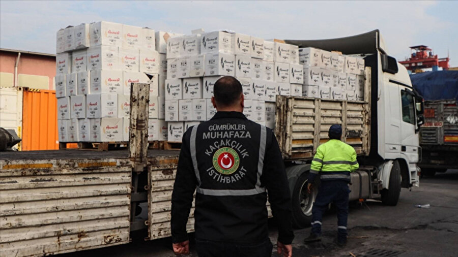 'Dumansız Türkiye' için 2 milyon 150 paket sigara ele geçirildi