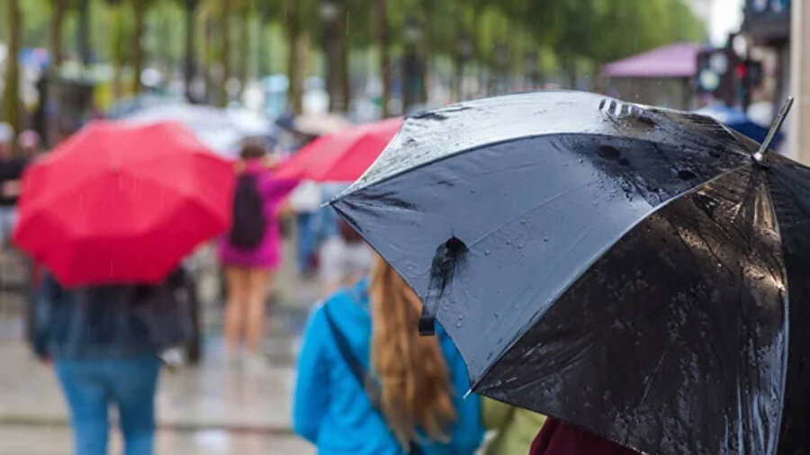 ​Meteoroloji uyardı: 4 ilde sağanak olacak... Tedbirlerinizi alın