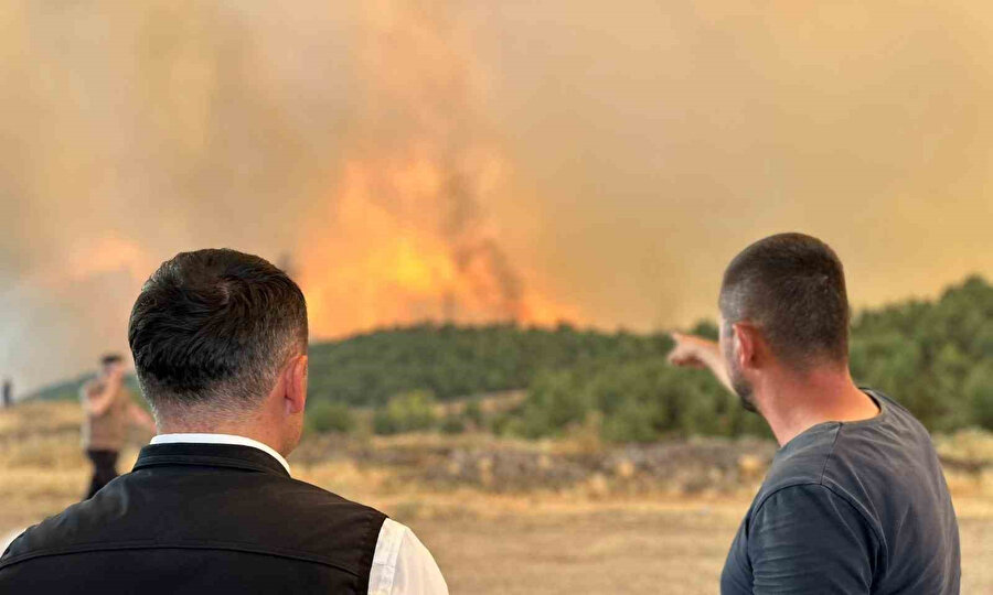 Bilecik’e sıçrayan orman yangınında 3 köy daha boşaltıldı