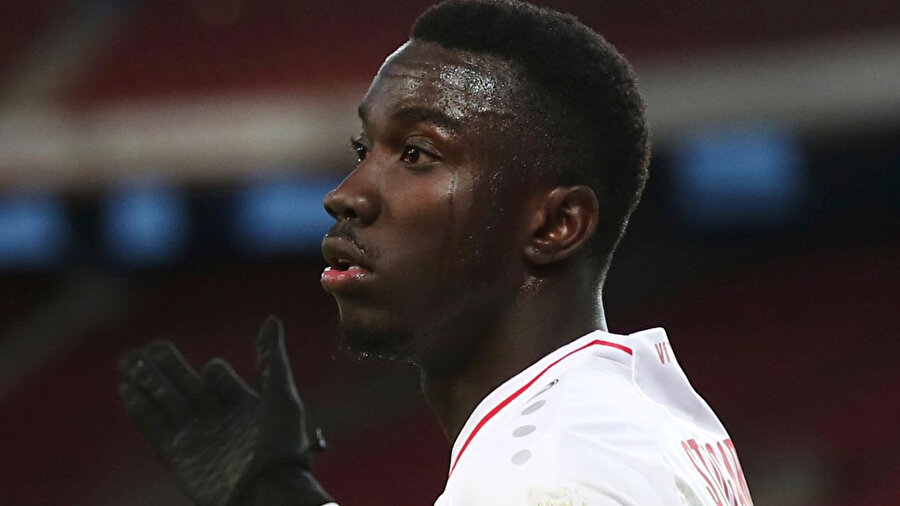 Fenerbahçe'nin kanat hedefi Stuttgart'tan