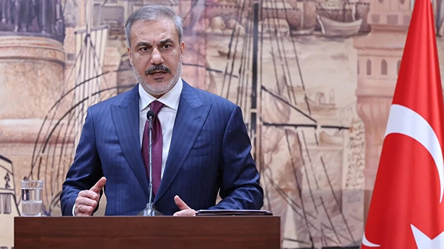 Dışişleri Bakanı Fidan, İranlı mevkidaşı Erakçi ile telefonda görüştü