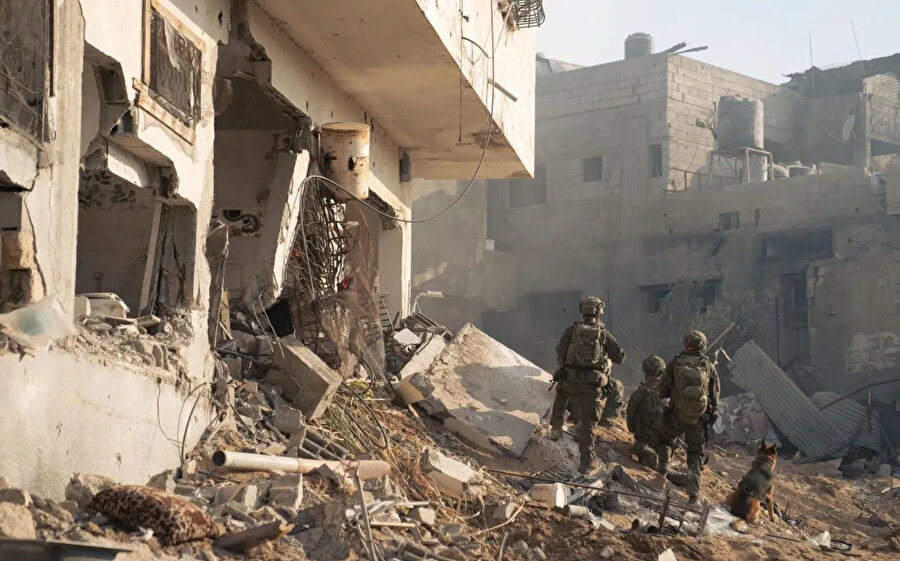 İsrail'in sabahtan bu yana Gazze'ye düzenlediği saldırılarda 39 Filistinli hayatını kaybetti