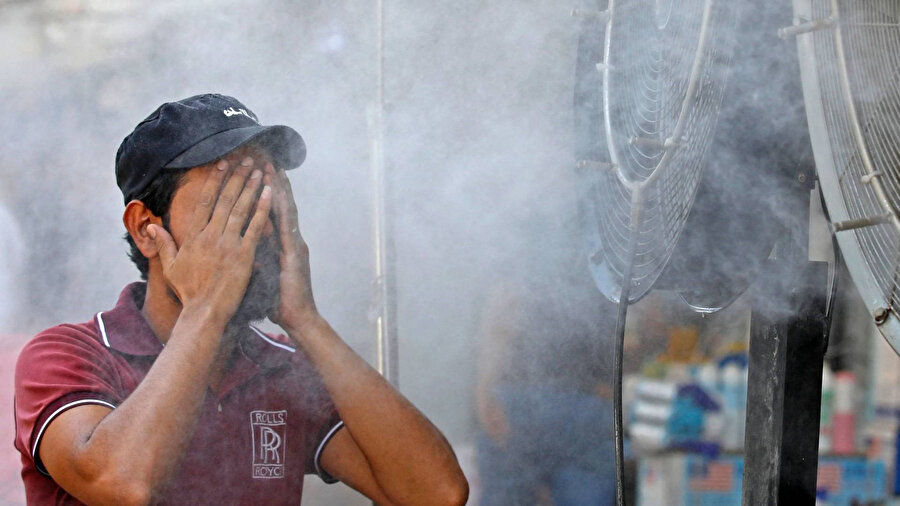 ​İran aşırı sıcaklarla mücadele ediyor: Bir günlük resmi tatil kararı