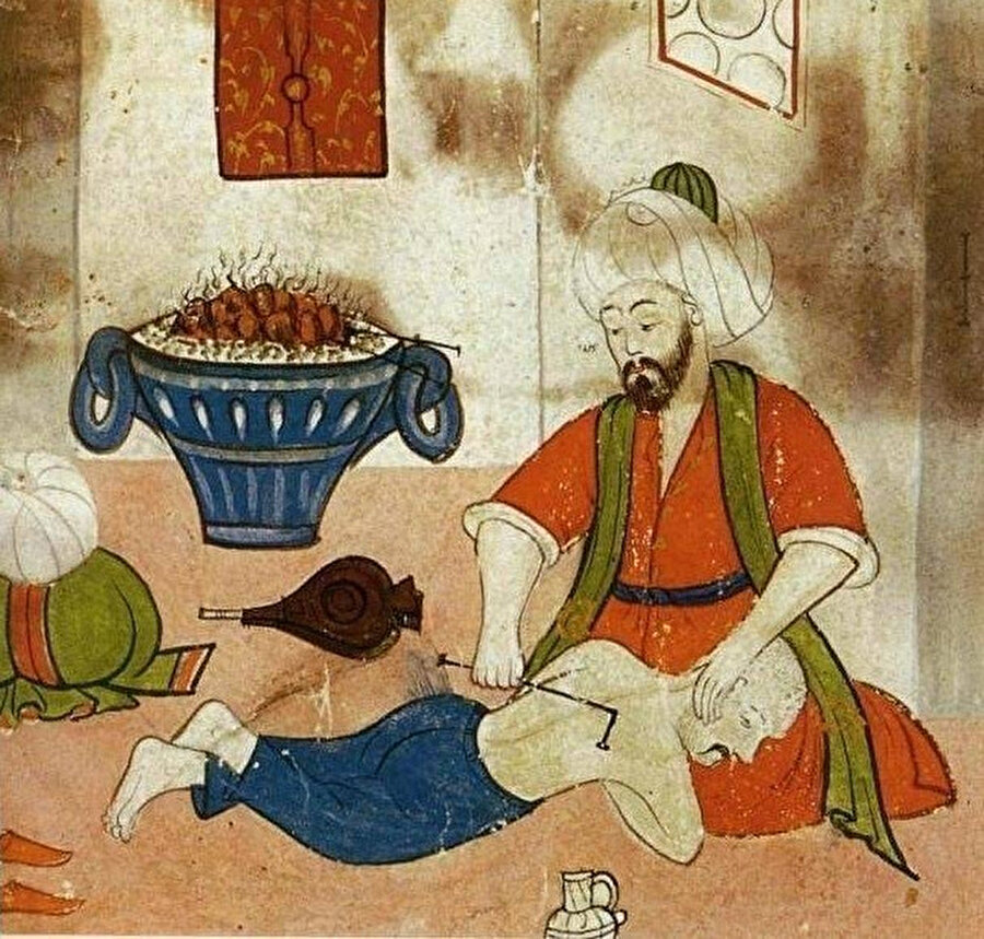 İbn Sînâ belki de tarihte şizofreniyi tanıyan ilk insandı. Psikolojiye dair birçok ders kitabında ise şizofreninin I. Dünya Savaşı’ndan önce var olmadığı söylenir.