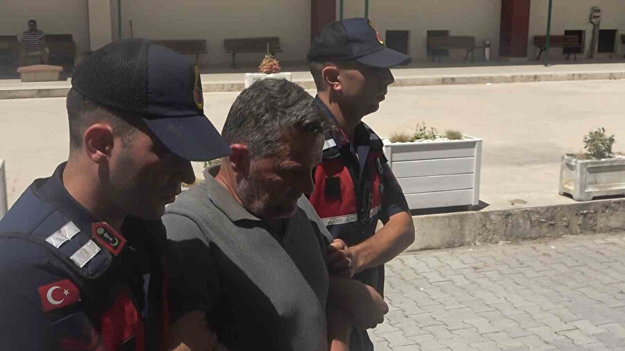 Kan donduran cinayet: Miras kavgasında kardeşini öldürdü