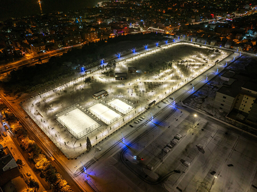 Olimpik Buz Pateni Pisti.
