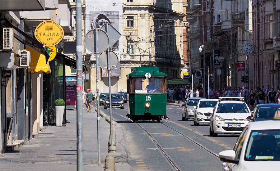 Saraybosna'nın 130 yıllık tramvayı yeniden faaliyete geçti