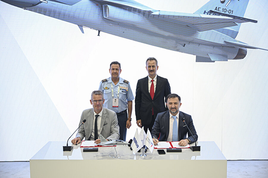 Hürjet için önemli anlaşma: Havacılık devi Airbus ile imzalar atıldı​