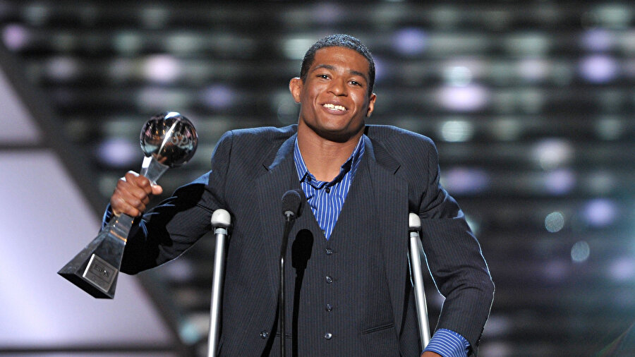 Yıllar sonra şöyle diyordu: “Engel olmak, durdurmak anlamına gelmez her zaman. Çünkü bazı zamanlar engel, seni harekete geçiren şeyin ta kendisidir.”