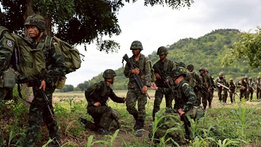 Kamboçya-Tayland sınırında çatışma: 12 ölü