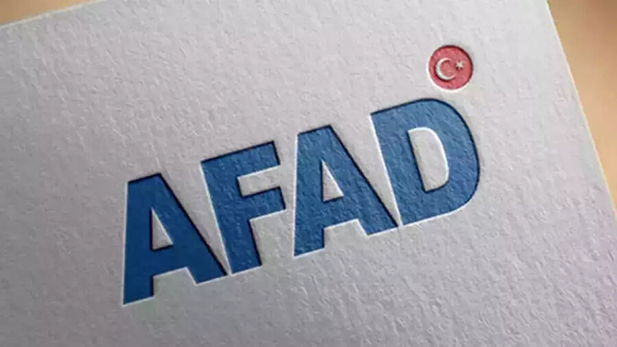 AFAD: Orman yangınlarında 119 hava, 1537 kara aracı görev yapmaktadır