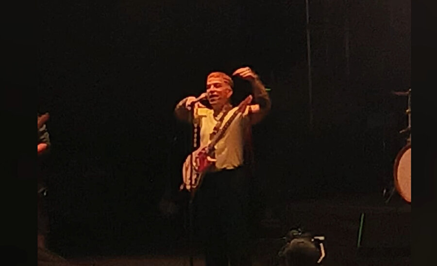 Bursa'daki orman yangınından dolayı ​Athena'nın konseri iptal edildi