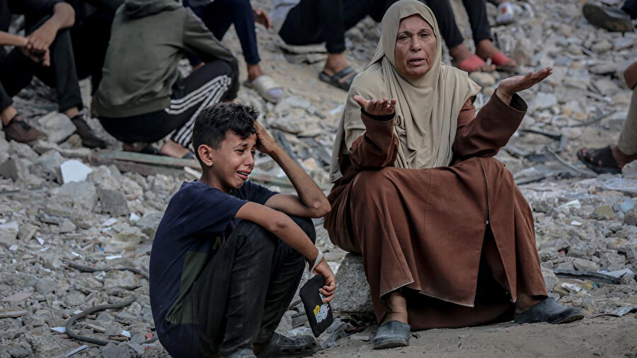 ​İngiltere Başbakanı Starmer'ın Gazze'deki krizle ilgili kabineyi acil toplantıya çağıracağı bildirildi