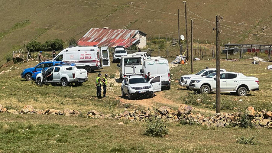 Giresun'da yaylada çıkan silahlı kavgada 3 kişi öldü.