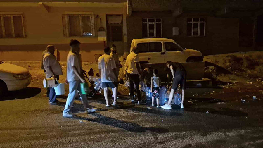 Tekirdağ’da susuzluk isyanı: Ellerinde bidonlarla sokağa döküldüler 