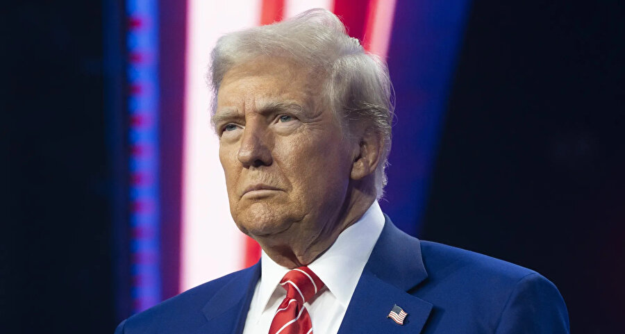 Trump, Hawaii için Tsunami Uyarısı'nın yürürlüğe girdiğini duyurdu