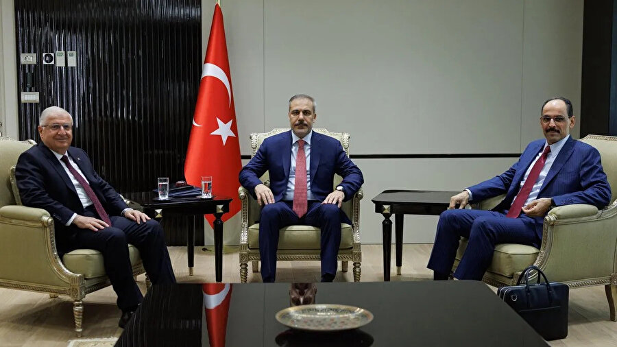 Dışişleri Bakanı Fidan, Milli Savunma Bakanı Güler ve MİT Başkanı Kalın ile görüştü