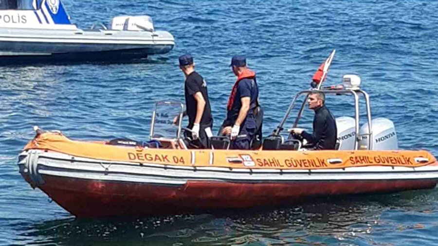 ​Büyükada sahilde erkek cesedi bulundu