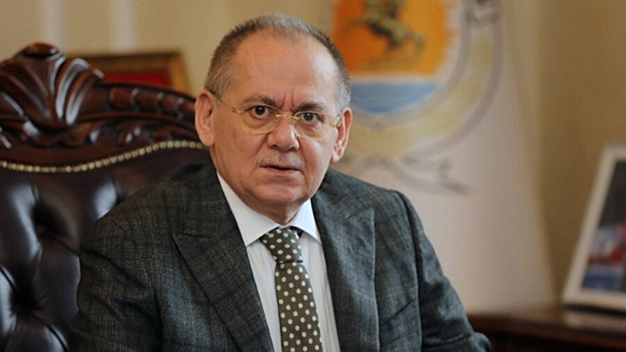 Eski bakan Mustafa Demir