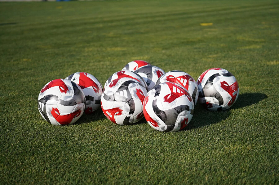 3 büyüklerin eski yıldızı takımsız kaldı: Önerildi fakat teklif almadı