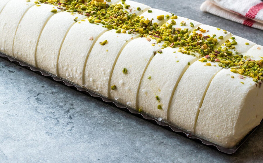 Türkiye zirvede: Dünyanın en iyi soğuk tatlısı Maraş dondurması!