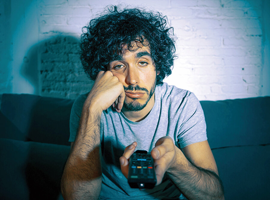 4+4+4 eğitim sistemine geçilmesinden bu yana sürekli artış gösteren üniversite sınavı başvuruları bu yıl yaklaşık 500 bin kişi azaldı. Ne eğitimde ne de istihdamda olan gençlerin oranı ise TÜİK verilerine göre bir önceki yıla kıyasla yarım puan artarak %22.9’a yükseldi.