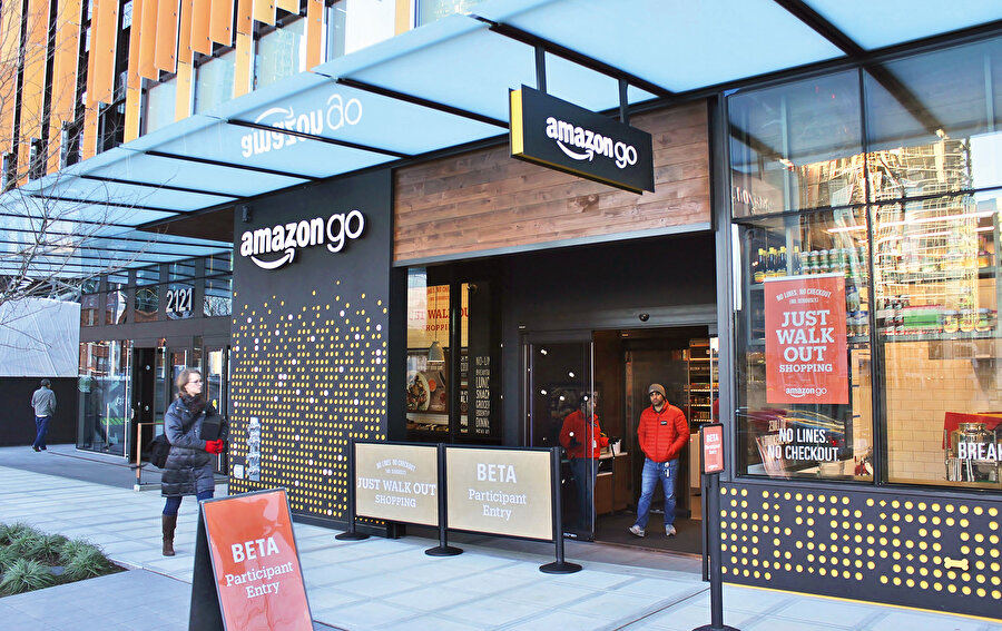 Amazon Go.