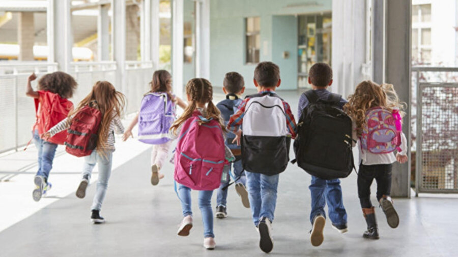 Okullar ne zaman açılacak? MEB 2025-2026 eğitim öğretim yılı takvimine göre yarı yıl tatili, ara tatiller ne zaman? 2026'da okullar ne zaman kapanacak?