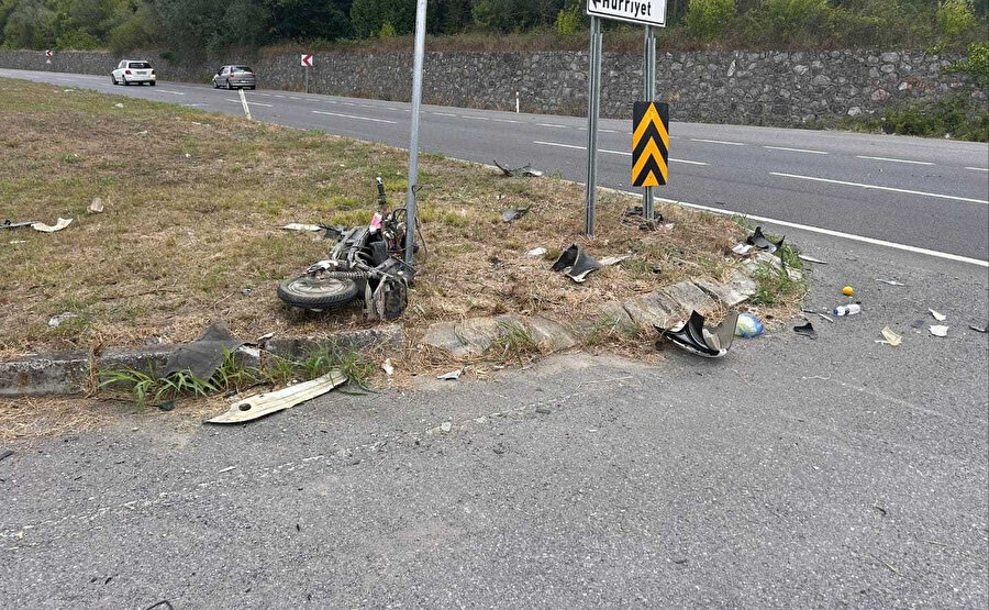 Otomobille çarpışan elektrikli bisikletin sürücüsü öldü