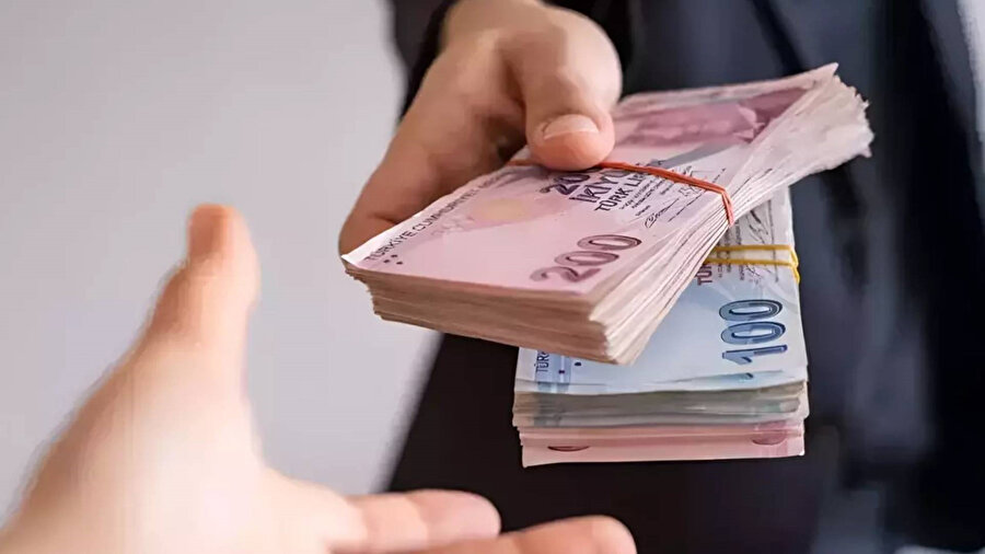 Memur ve memur emeklisinin ilk zam teklifi belli oldu.