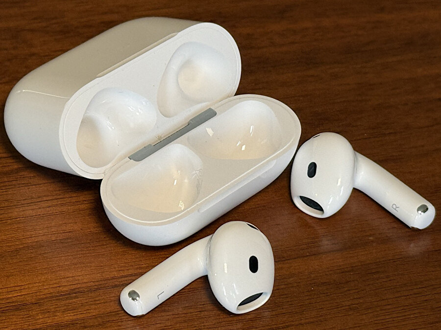 AirPods’a “Canlı Çeviri” Özelliği Geliyor: iOS 26 ile Gerçek Zamanlı Dil Çevirisi Dönemi