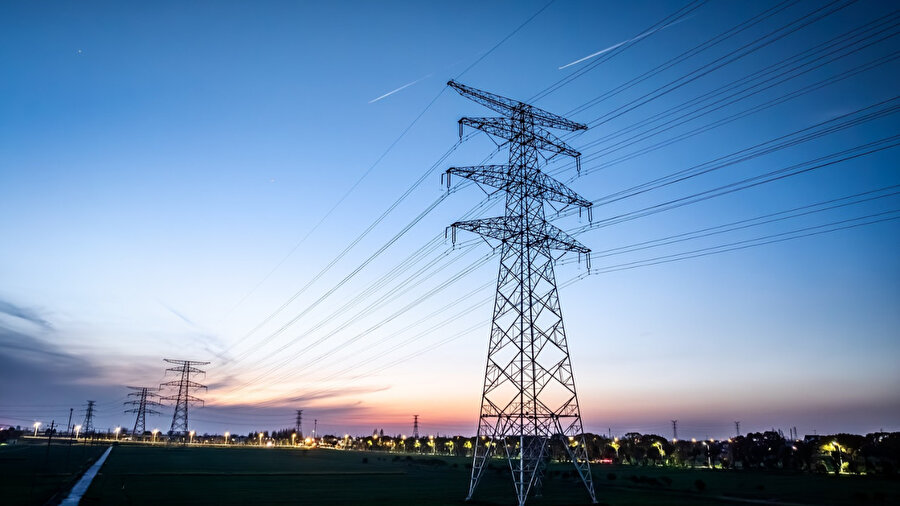 32 ilçede elektrik kesintisi yaşanacak: İşte o ilçeler ve kesinti saatleri