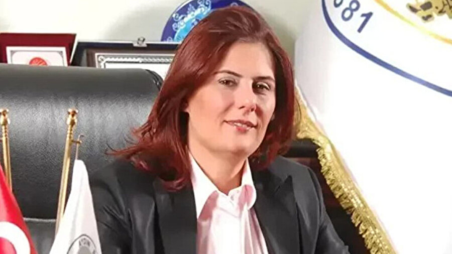 Özlem Çerçioğlu kimdir, kaç yaşında? CHP’li Aydın Büyükşehir Belediye Başkanı CHP'den istifasını duyurdu... Özlem Çerçioğlu AK Parti’ye geçti