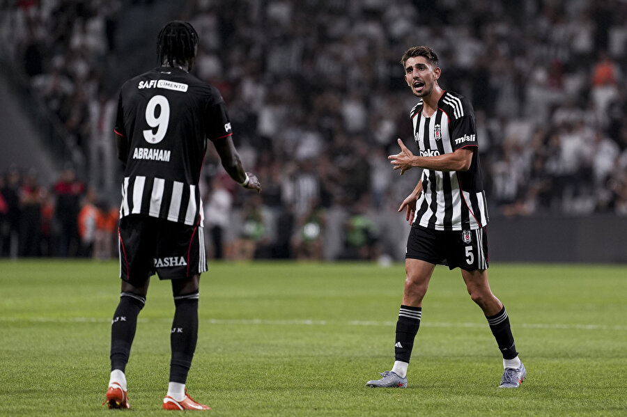 Beşiktaş, İrlanda basınından düşmedi