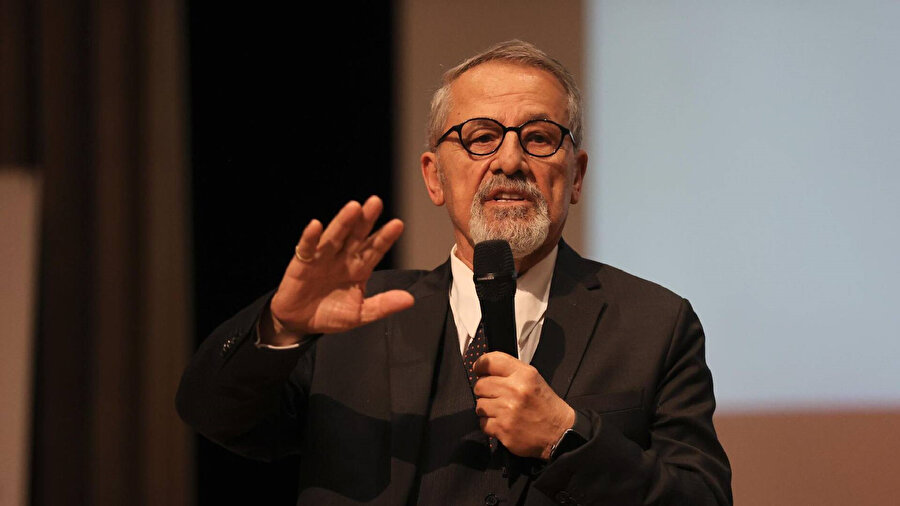 Naci Görür’den kritik uyarı: En riskli bölgeyi açıkladı... 'İstediğiniz kadar dua edin'