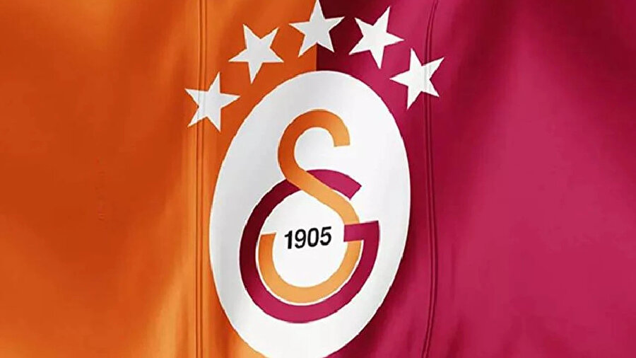 Galatasaray sağ bekini Fransa'da buldu