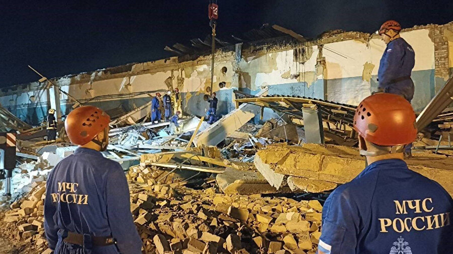 Rusya'da fabrikada patlamada 11 ölü yüzlerce yaralı