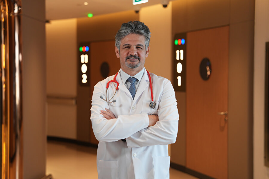 Çocuk Göğüs Hastalıkları Uzmanı Prof. Dr. Sedat Öktem