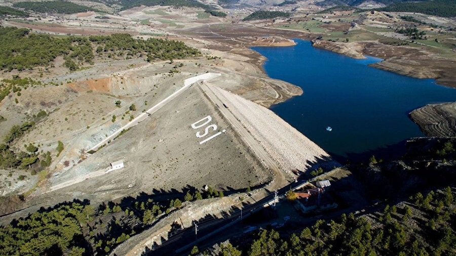 Uşak’ta su krizi: Baraj kurudu, gözler madencilik faaliyetlerine çevrildi