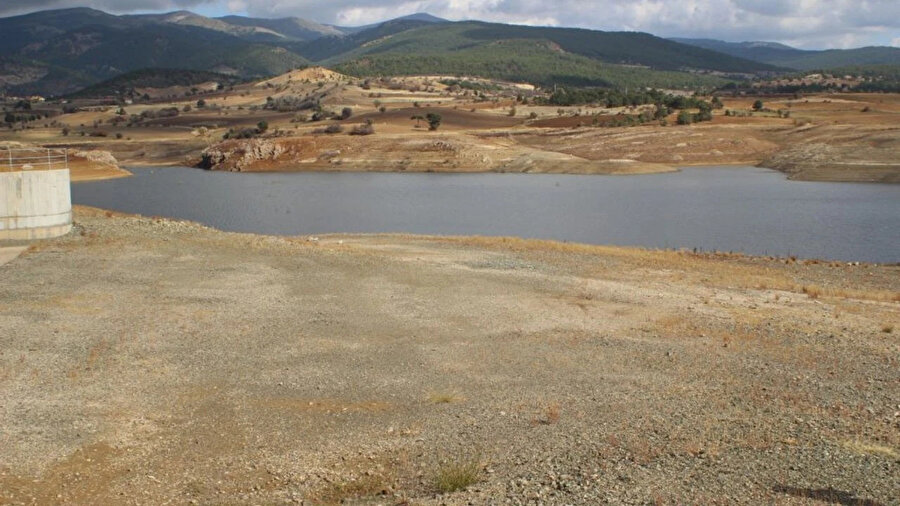 Uşak’ta su krizi: Baraj kurudu, gözler madencilik faaliyetlerine çevrildi