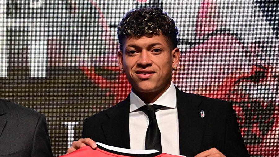 Beşiktaş'ta süre almadan gönderiliyor: 5 milyon euro...