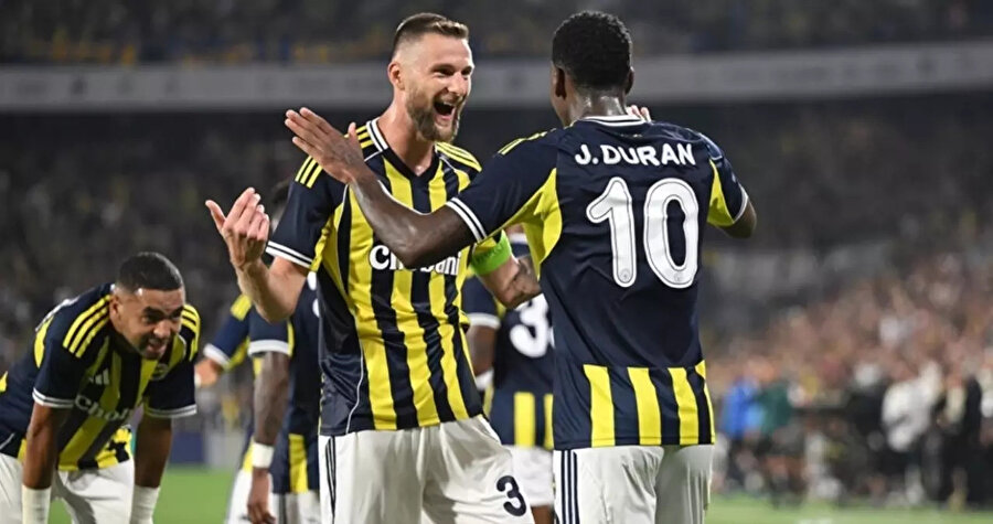 Fenerbahçe - Benfica maçı ne zaman, saat kaçta? UEFA Şampiyonlar Ligi play-off Fenerbahçe maçı hangi kanalda yayınlanacak, şifreli mi şifresiz mi verilecek? İlk 11 belli oldu