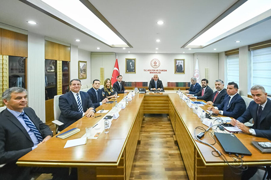 Spotify'dan flaş Türkiye kararı: Bakan Ersoy açıkladı