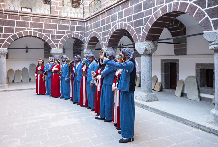 Hakkari'de şenlik var