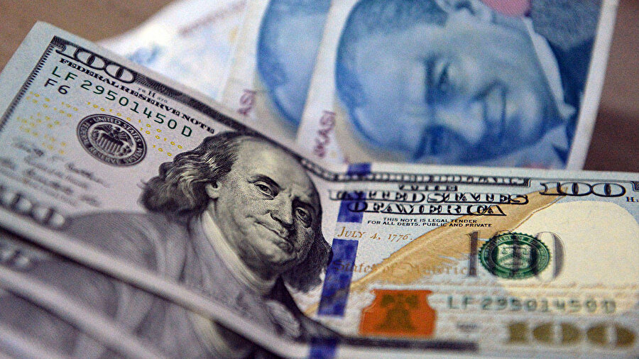 Dev bankadan dolar/TL ve euro/TL tahmini: Yıl sonundan hangi rakamlarda olacak?